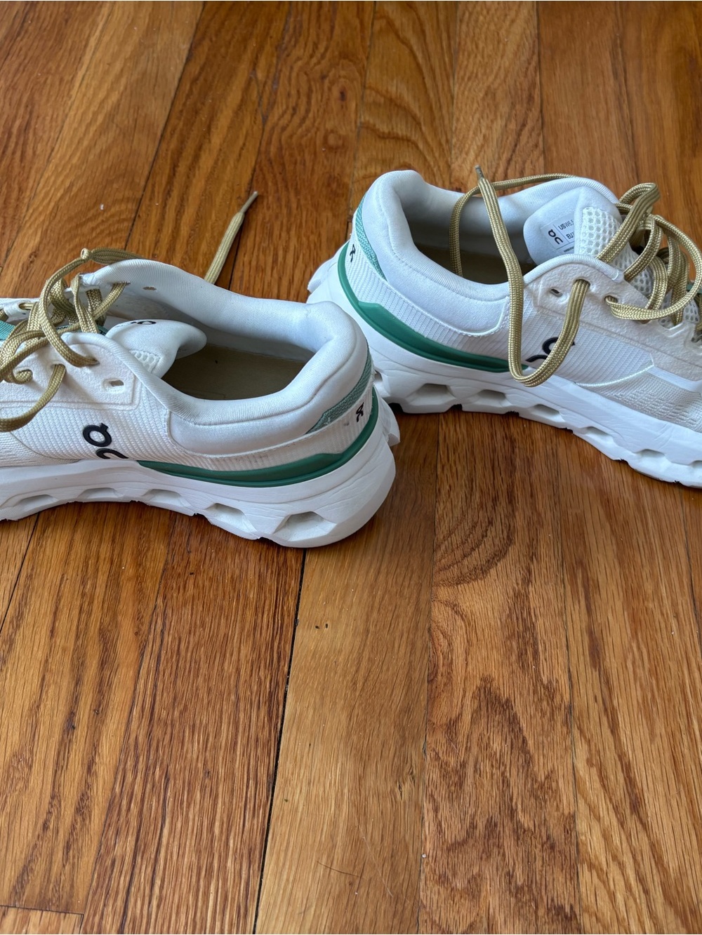 On Cloudrunner 2 undyed/green - Picture 3 of 5